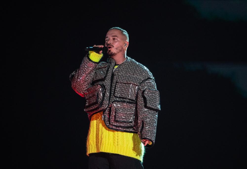 J Balvin festeggia il compleanno con il brano "7 de Mayo"