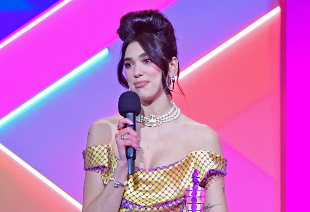 I Brit Awards eliminano la divisione in categorie maschile/femminile