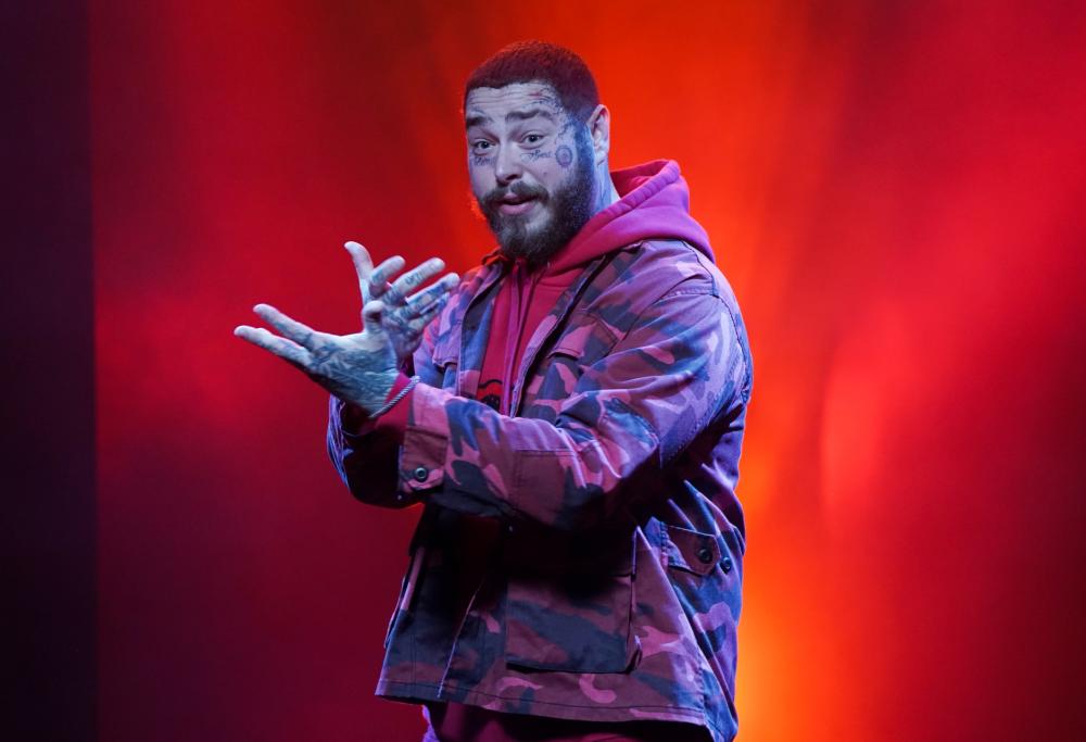 Post Malone è arrivato a fumare 80 sigarette in un giorno