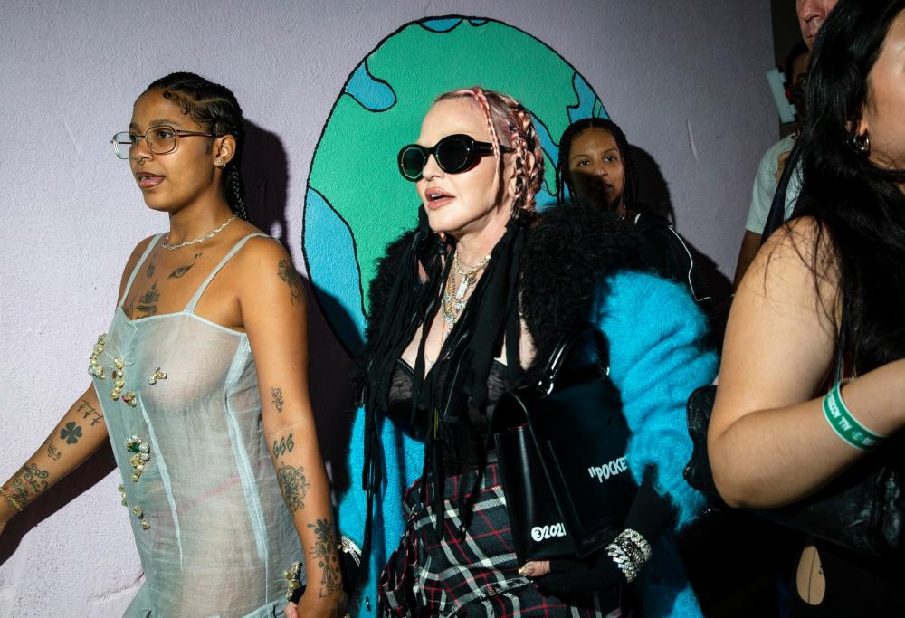 Madonna su TikTok: "Sono gay"