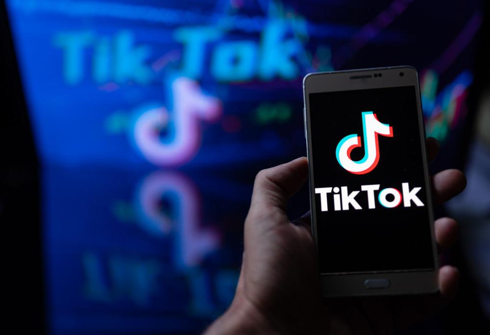 Su TikTok arriva il tasto "Non mi piace" per i commenti