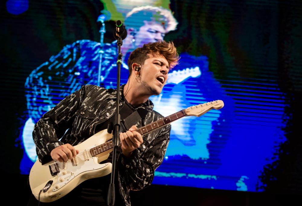 I The Kolors sono tornati con "Blackout"