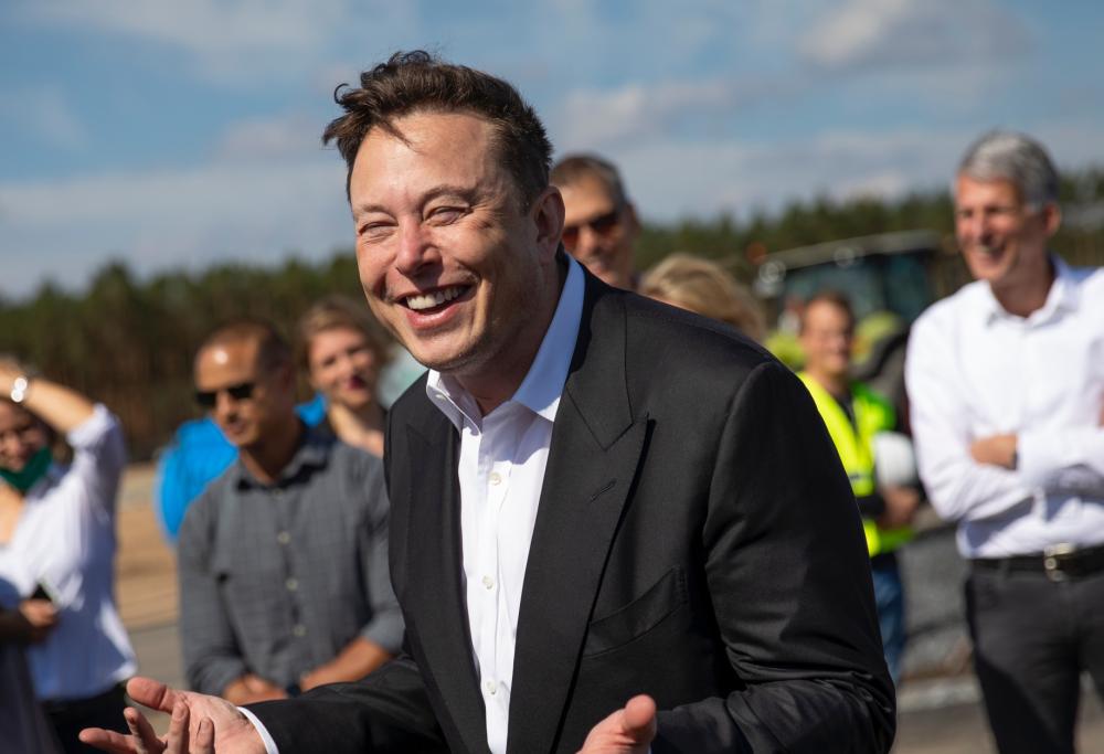 La profezia nefasta di Elon Musk sulla natalità italiana: “Senza figli vi estinguerete”