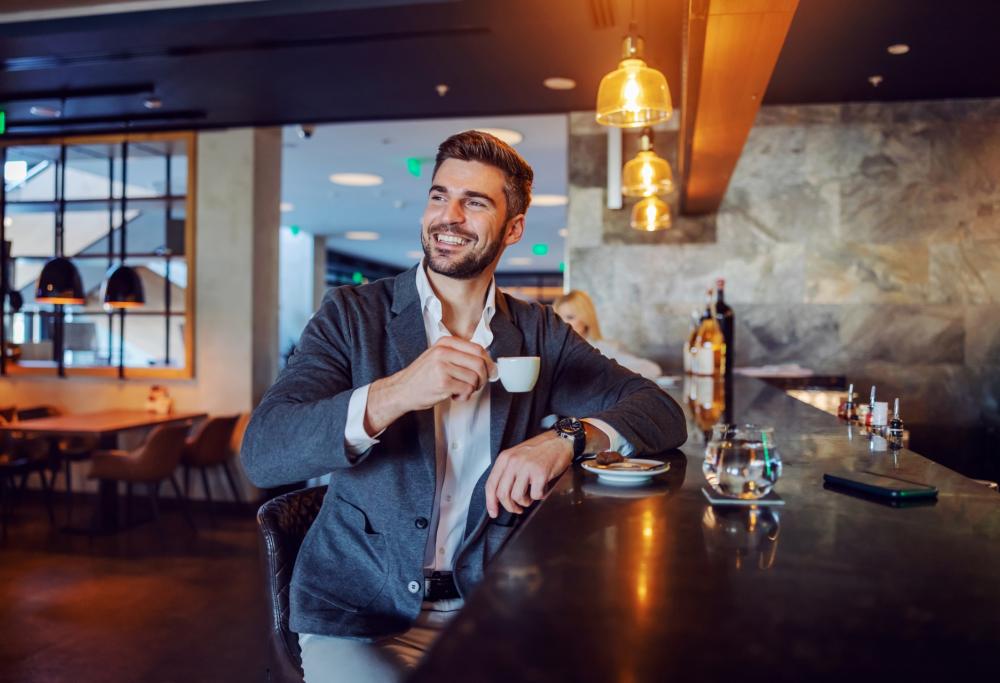 Uno studio rivela che bere caffè aiuta a sconfiggere la depressione invernale