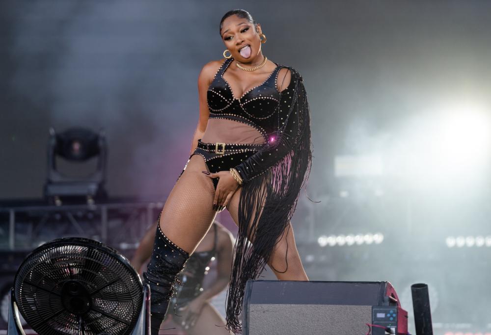Megan Thee Stallion festeggia un anno di fidanzamento 