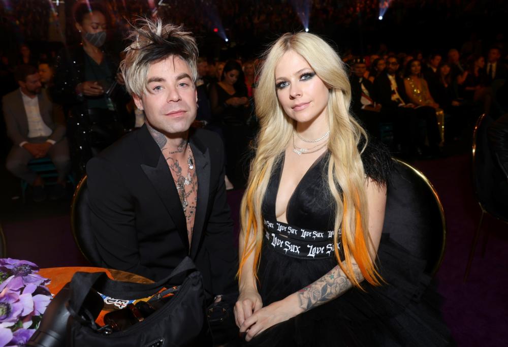 Avril Lavigne si sposa 