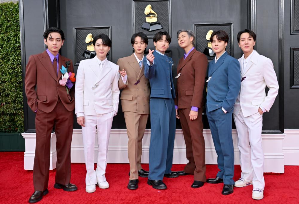I BTS si prendono una pausa