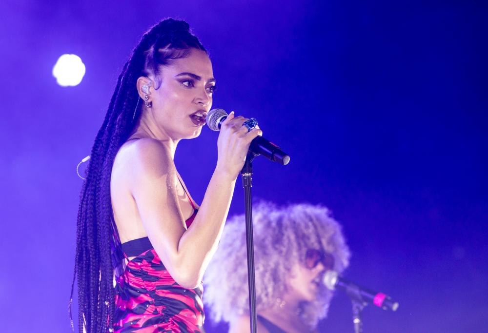 Elodie: uno scatto intimo con Andrea Iannone