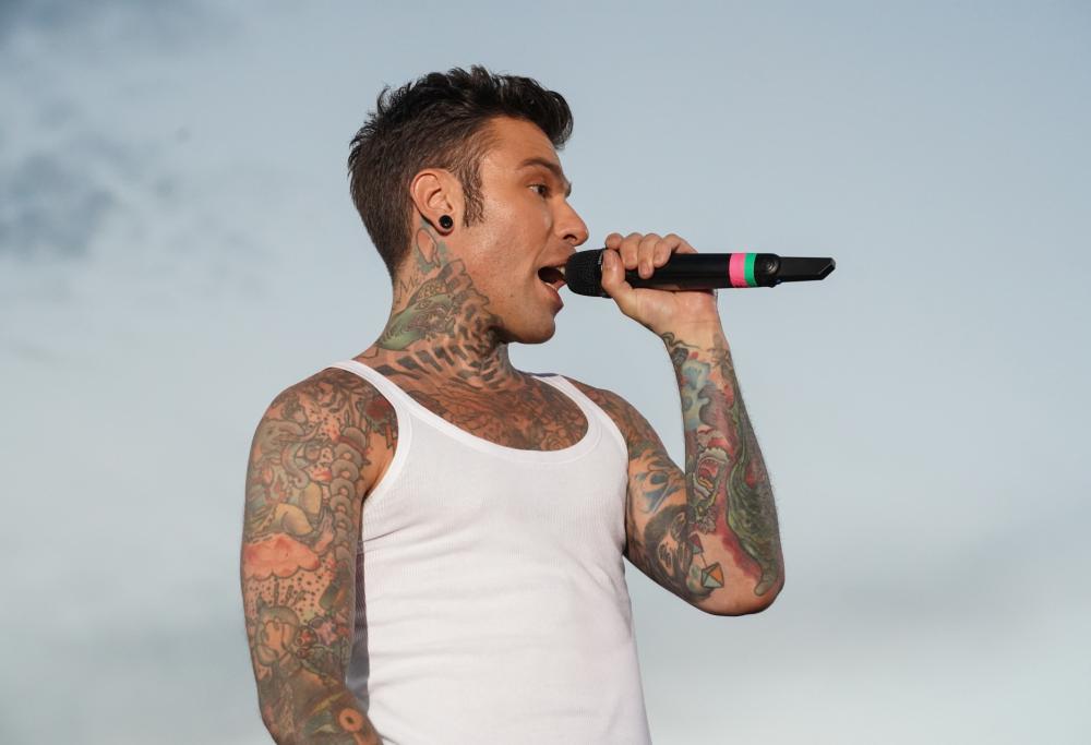 Fedez pubblica l'audio con lo psicologo appena scoperto il tumore