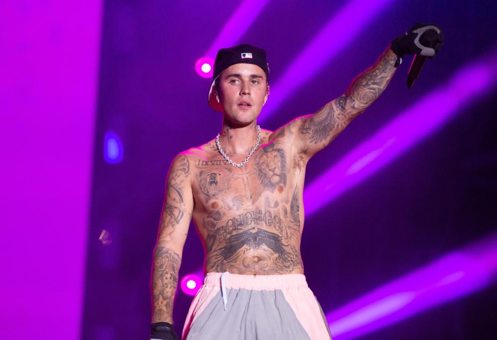 La malattia ferma ancora Justin Bieber: nuovo stop al tour