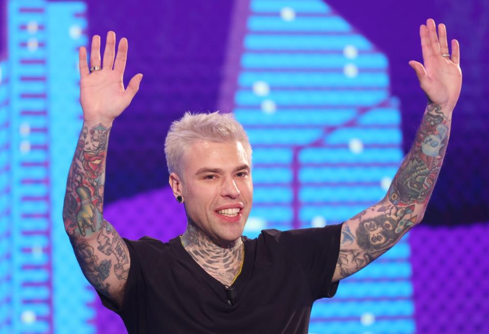 Fedez “in partenza per Sanremo”