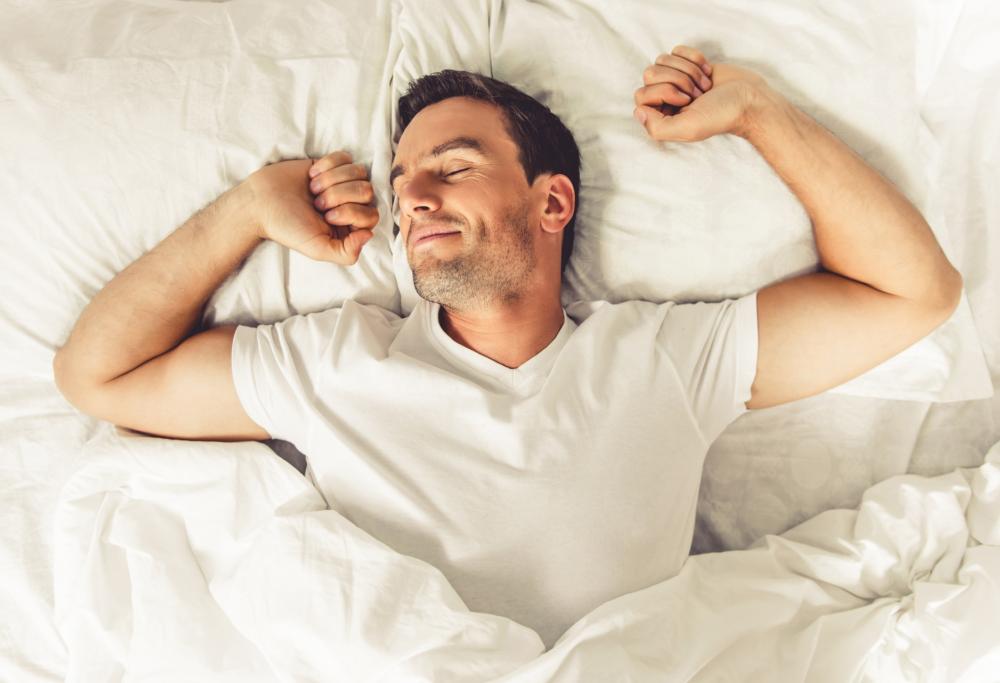 In una notte ci si sveglia anche 100 volte: è tutto normale