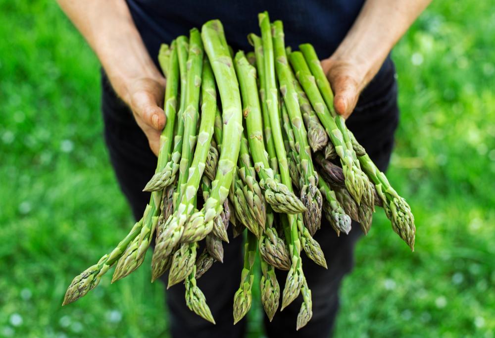 C’è una donna veggente che prevede il futuro con gli asparagi 