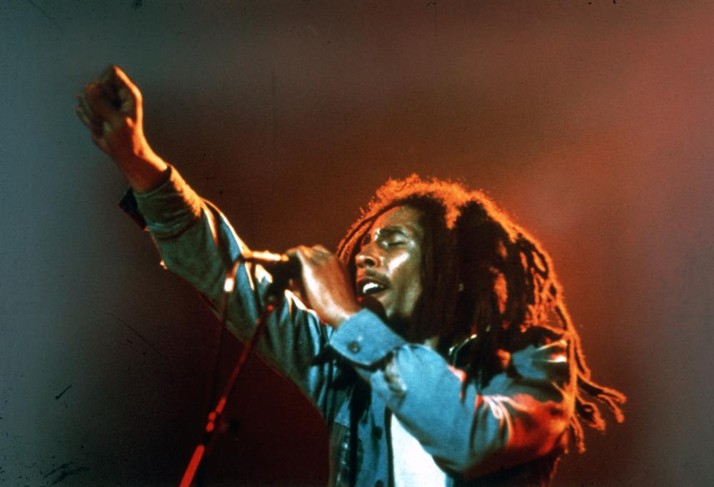 Bob Marley, l'Ajax lo celebra con una nuova maglia
