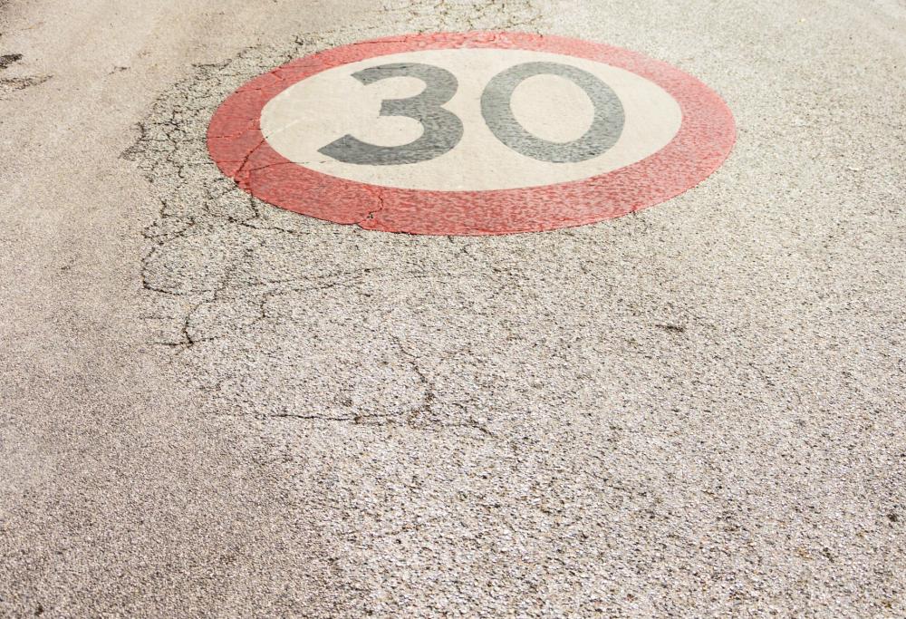 Il Parlamento Ue propone il limite 30 km/h in tutte le città