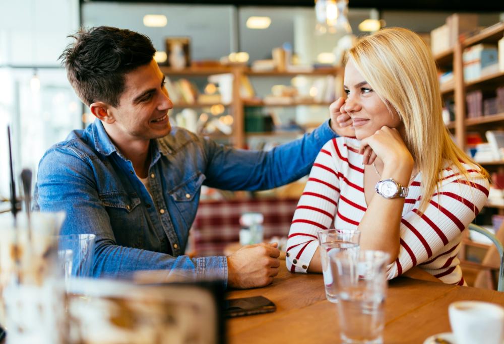 Dimmi di che segno sei e ti dirò come flirti