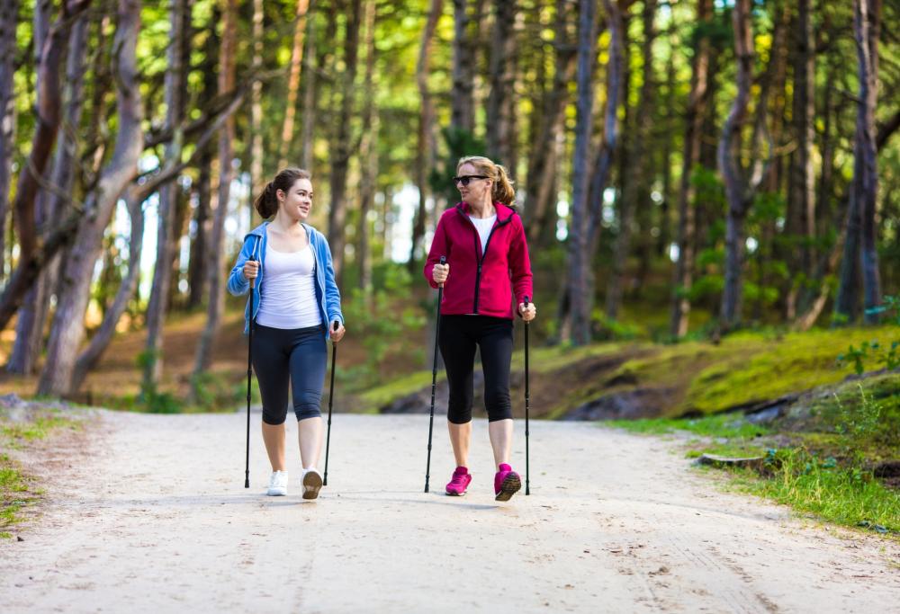 Perché il Nordic Walking è meglio di qualsiasi altra camminata