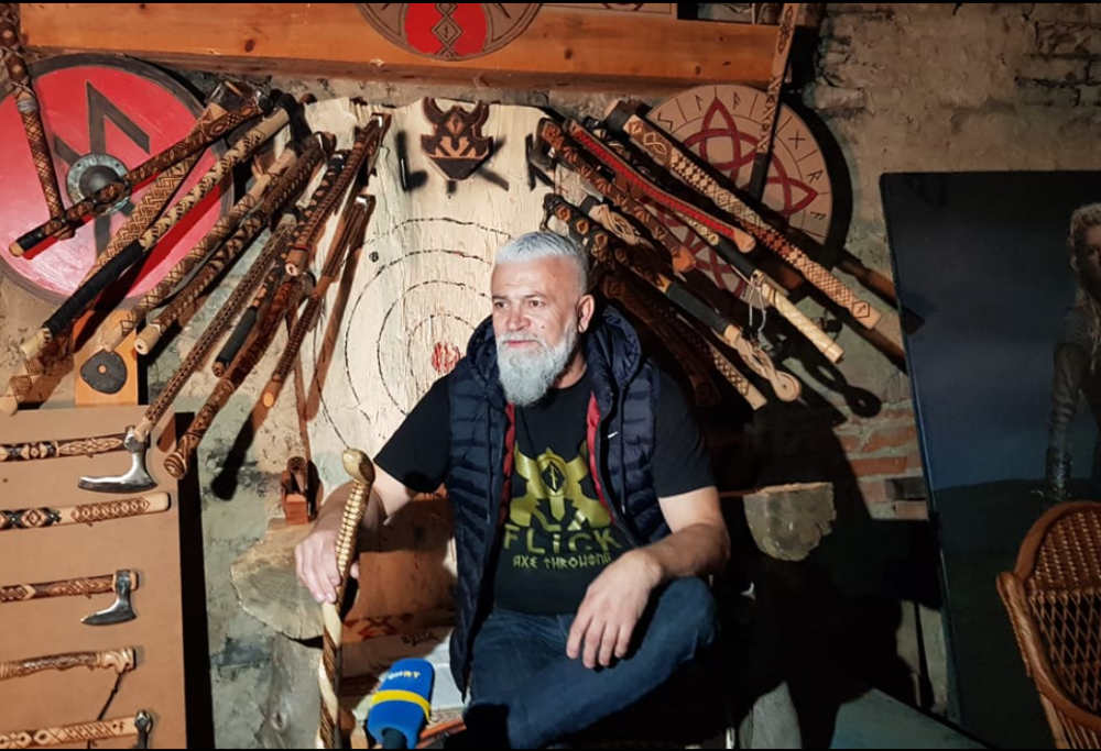 Bosnia: qui un uomo vive come nella serie tv Vikings