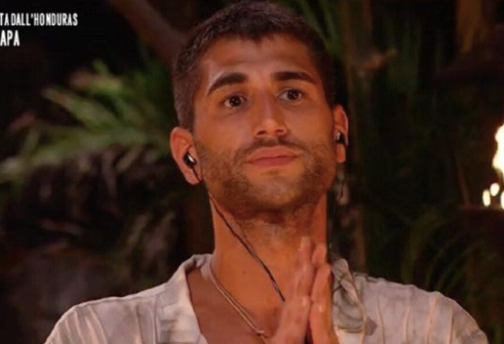 Isola dei Famosi: Jeremias Rodriguez lascia il programma e torna a casa