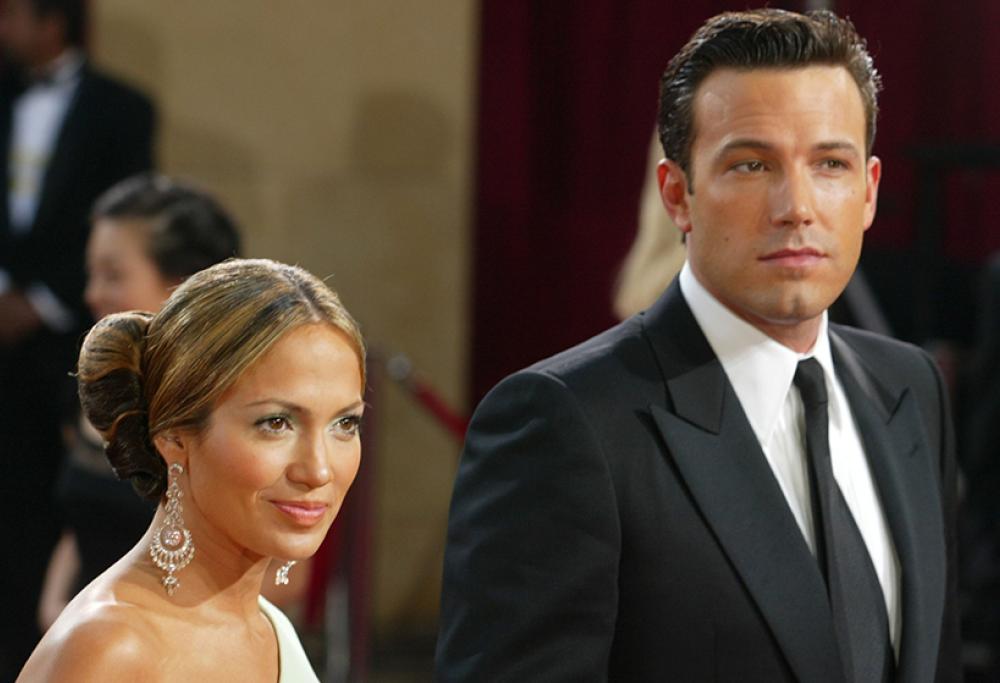 Ben Affleck e Jennifer Lopez si baciano in una palestra a Miami