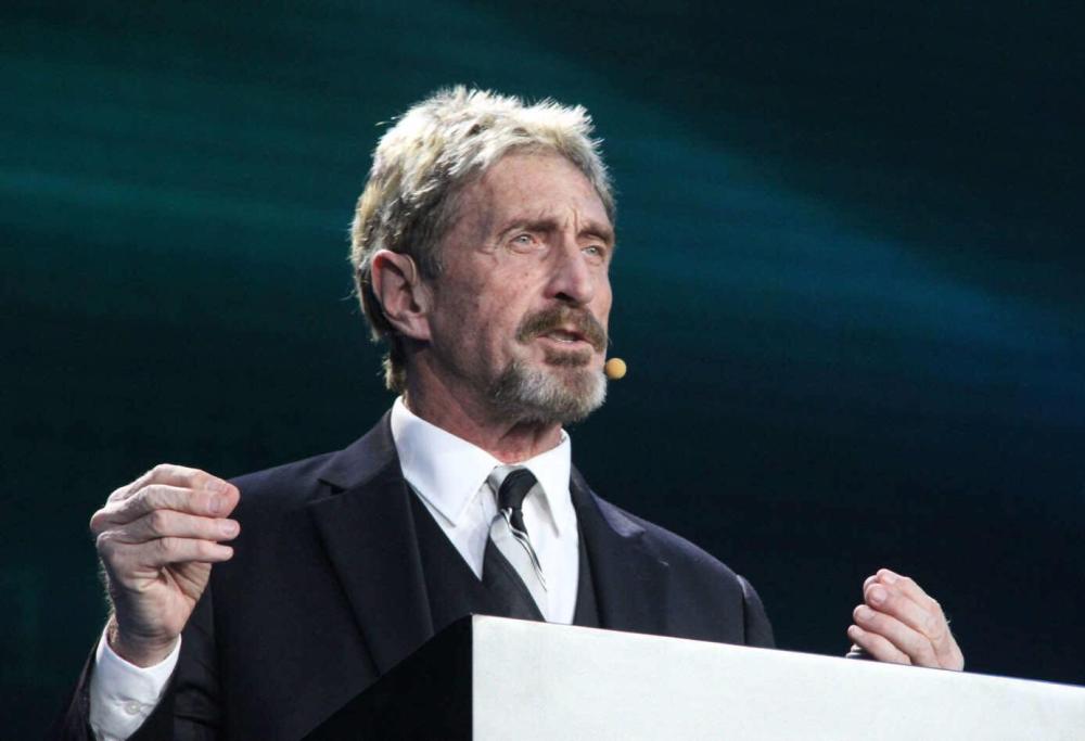McAfee: arrestato per evasione fiscale il miliardario fondatore dell'azienda dell'antivirus