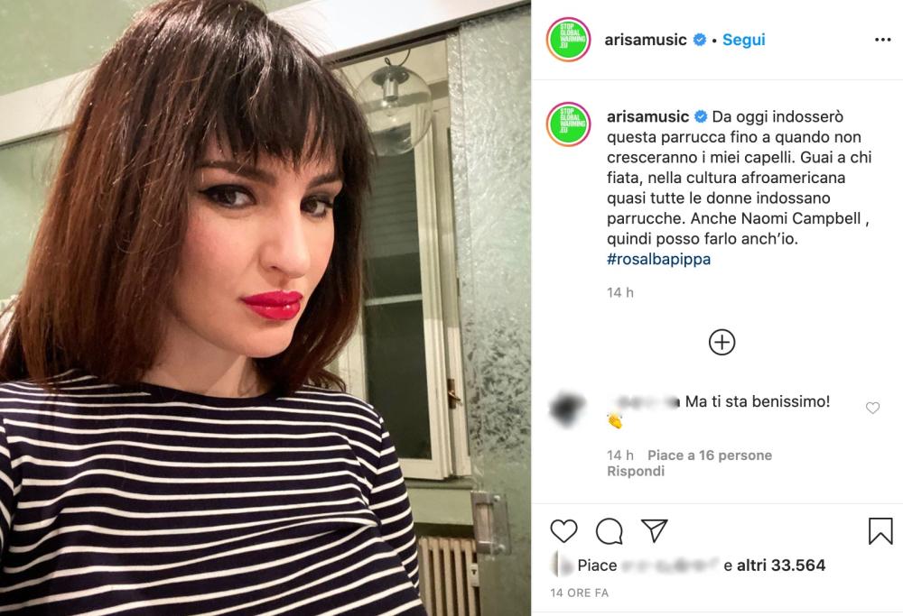 Arisa e la parrucca contro la sua malattia: "Anche Naomi Campbell le indossa"