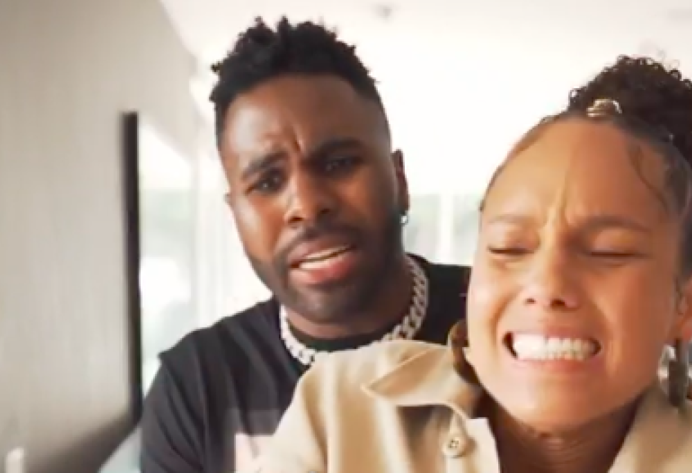 Jason Derulo "rompe" un dito ad Alicia Keys... il video diventa virale