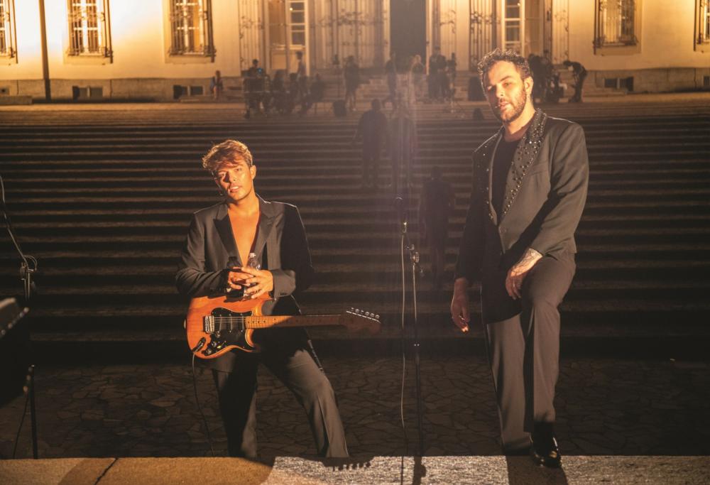 Lorenzo Fragola e i The Kolors: ecco il videoclip di "Solero"