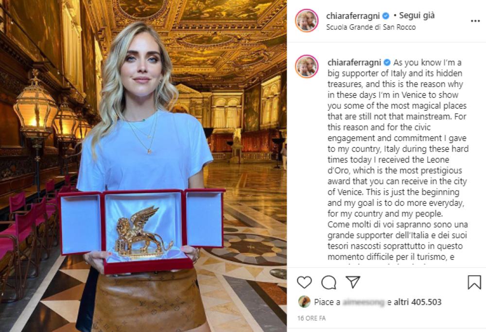 Chiara Ferragni a Venezia riceve il Leone d'Oro per l'impegno civico dimostrato