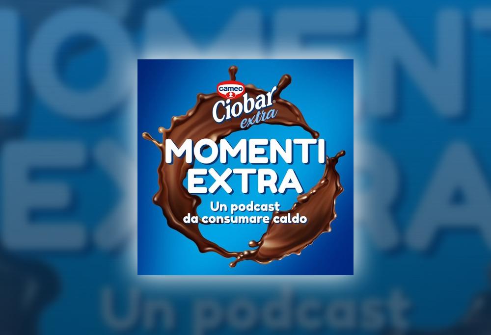 Ascolta “Momenti Extra - Un podcast da consumare caldo” con Lodovica Comello, una tazza di Ciobar Extra e tre amici (che non vi possiamo ancora svelare)