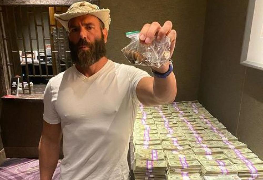 Perde un milione di dollari in 40 secondi: Dan Bilzerian sconfitto da Conor McGregor