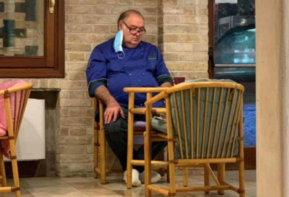 La foto simbolo dei ristoratori dopo il nuovo Dpcm: "Questa è la mazzata finale”