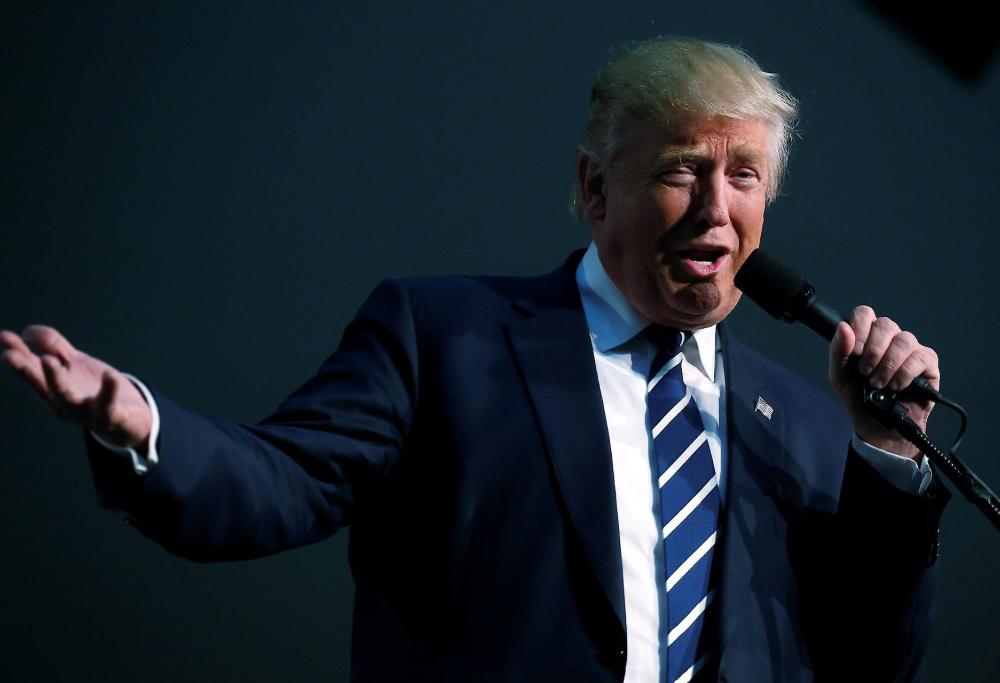 Facebook e Twitter intervengono sul post di Trump sul furto delle elezioni