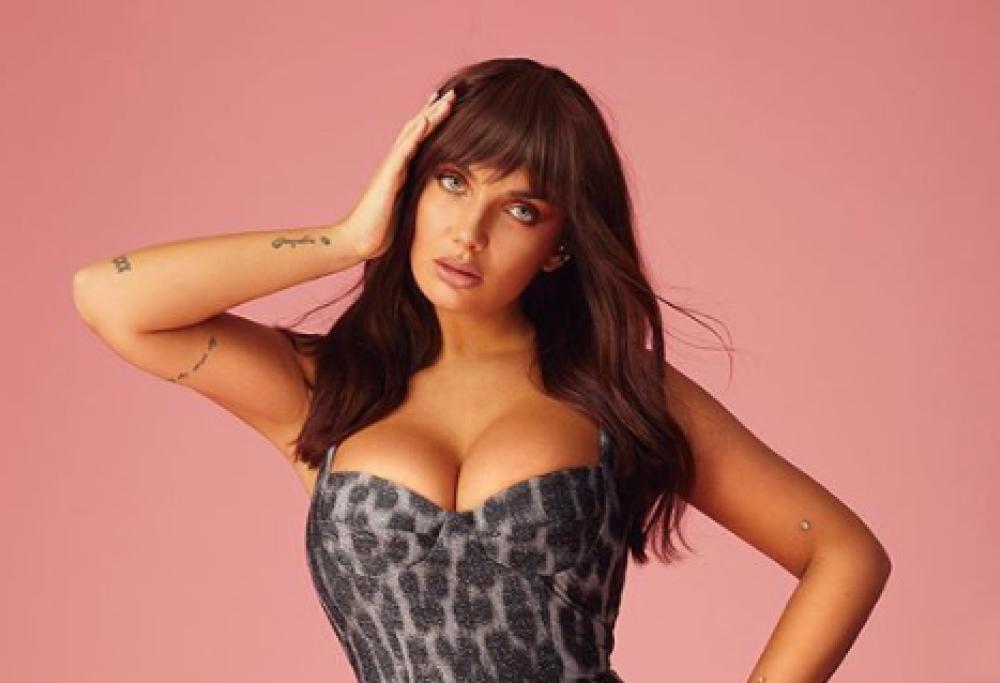 Elettra Lamborghini senza censure su Instagram svela quanti ragazzi ha avuto