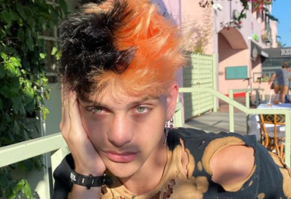 Morto lo youtuber e make-up artist 17enne "Ethan is Supreme"