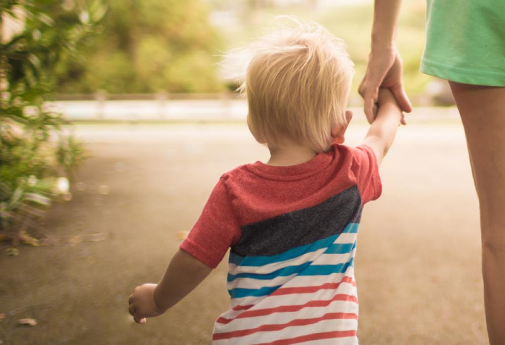 Viminale: consentita la camminata genitore-figlio, ma no jogging  