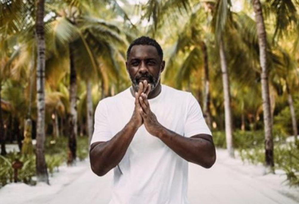 Idris Elba annuncia sui social di essere positivo al coronavirus 