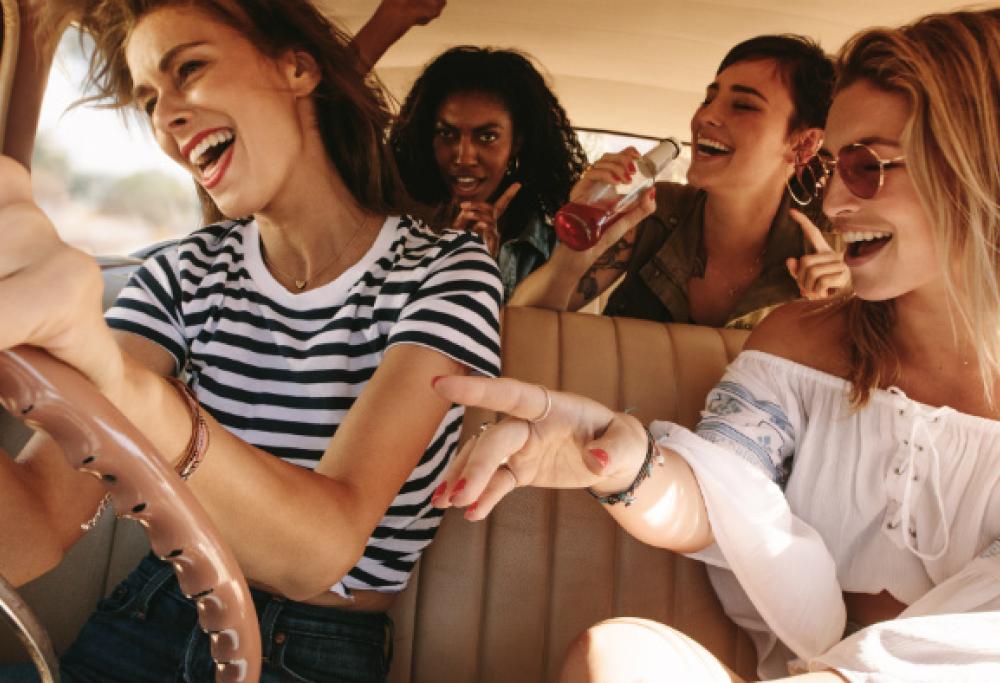 Oggi è il Galentine's Day: cos'è questa ricorrenza e perché celebrarla 