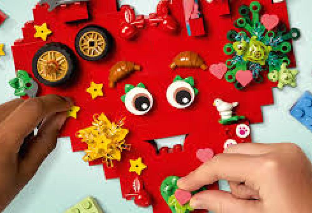 Sei in fissa con il Natale? Partecipa alla challenge di LEGO