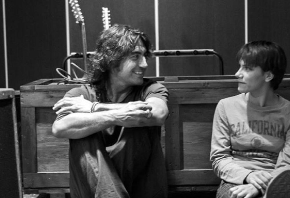 Ligabue torna a duettare con Elisa in "Volente o Nolente" (registrato 14 anni fa)