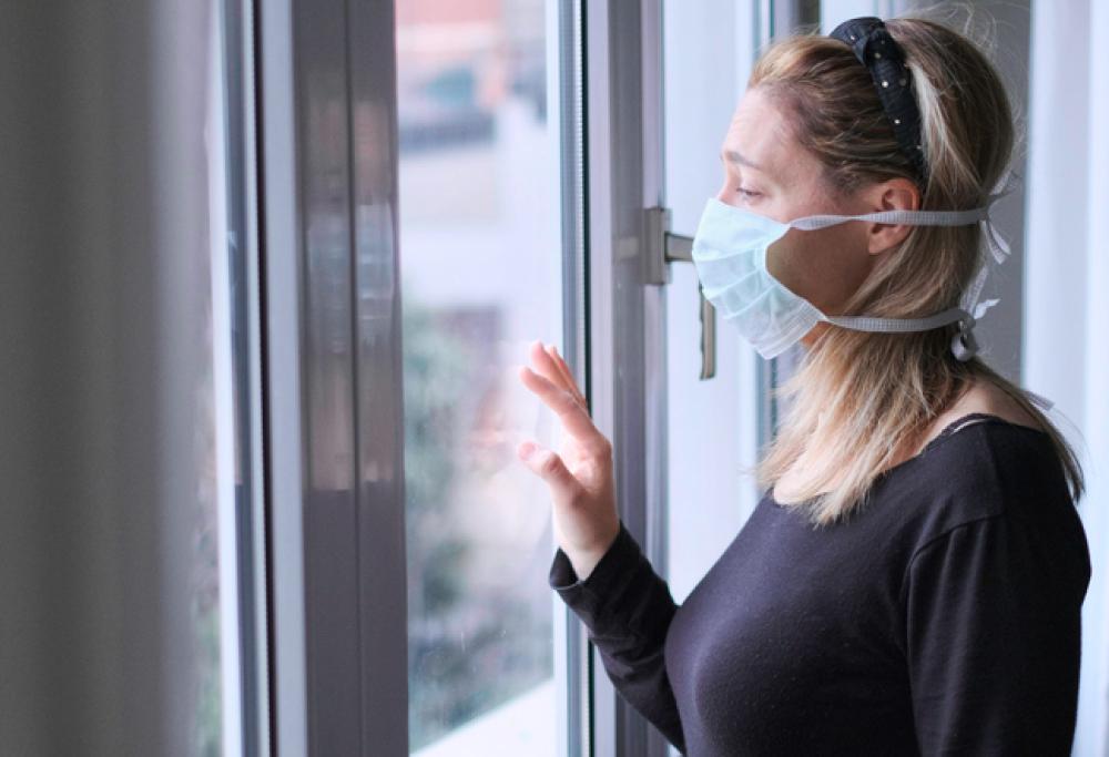 Rifiuto di uscire di casa dopo il lockdown: ecco cos'è la sindrome del prigioniero