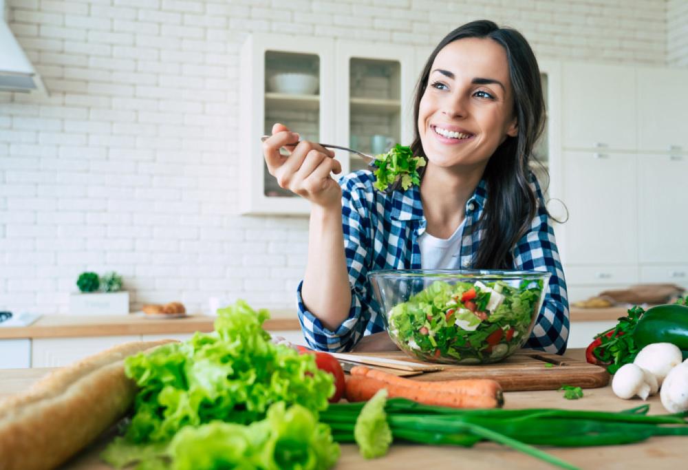 I consigli per mangiare e non ingrassare troppo durante la quarantena
