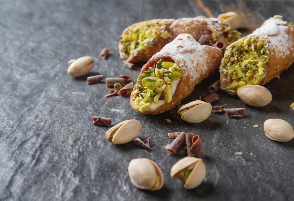 "Adotta un pistacchio" e ricevi il dolce a casa tua: l'iniziativa golosa