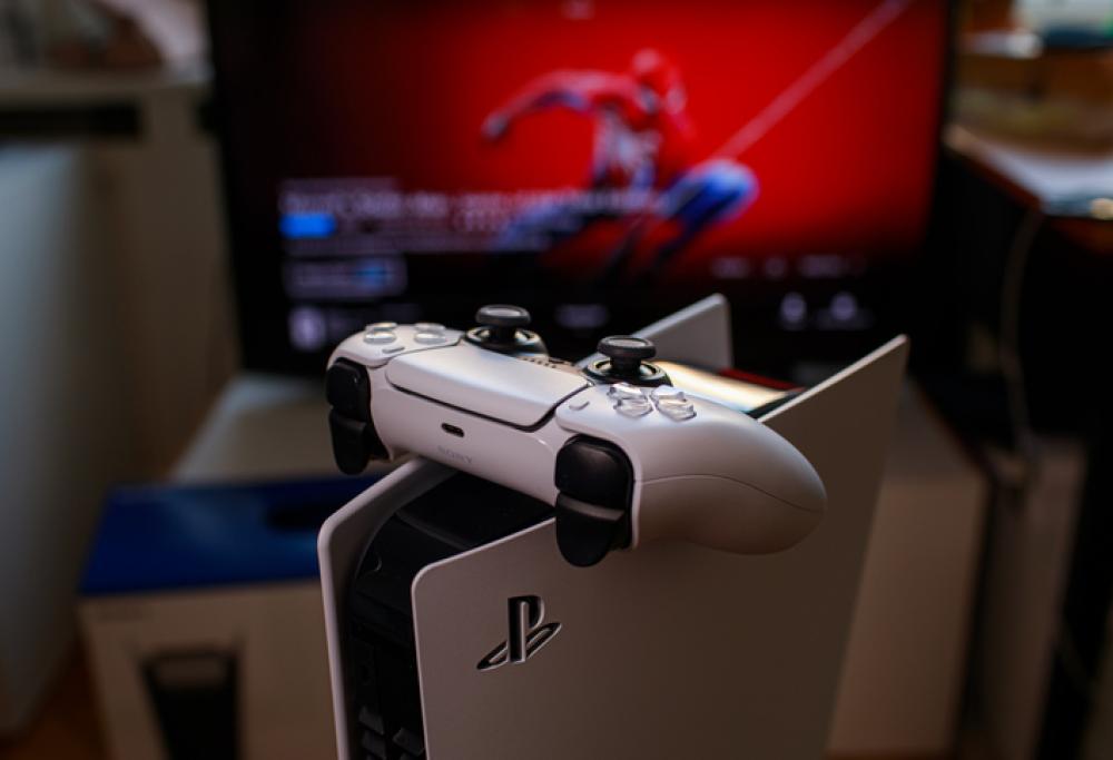 Scopre che non è un purificatore d'aria: la moglie lo costringe a vendere al PS5