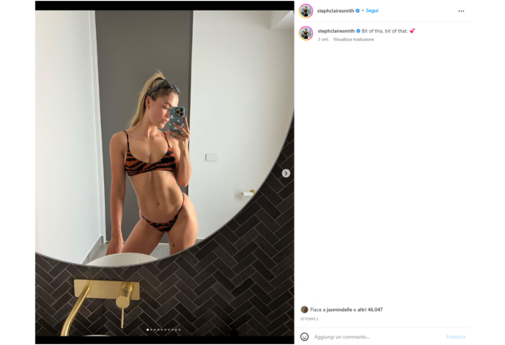 Fa una foto osè per il fidanzato, ma la invia ai genitori in chat