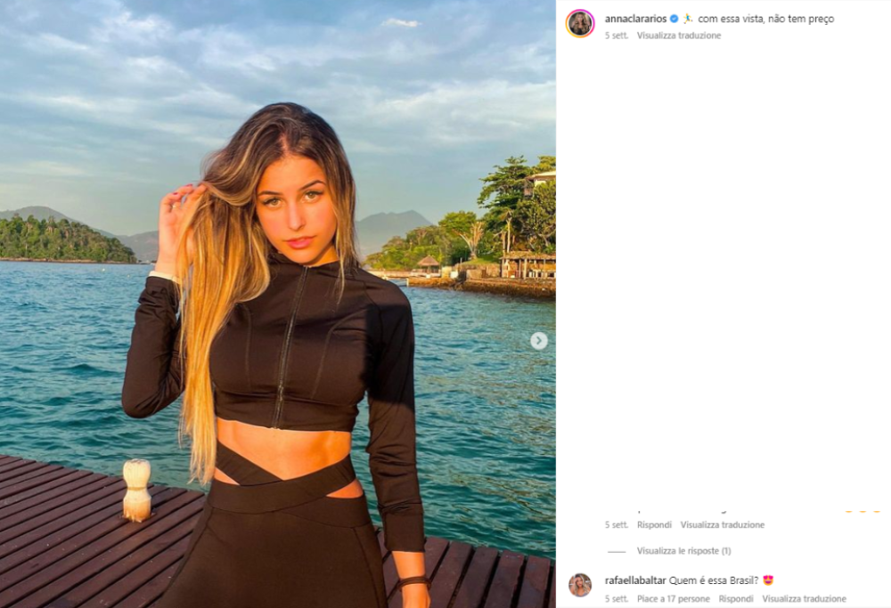 Influencer fotografata di nascosto mentre dorme: “Ingrandiva sotto al mio vestito per vedere la biancheria”