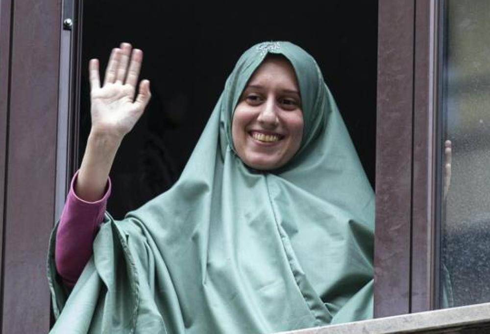 Silvia Romano scrive su Facebook: "Non arrabbiatevi per difendermi"
