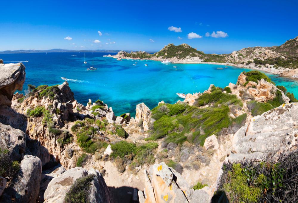 In Sardegna sarà necessario registrarsi per entrare?