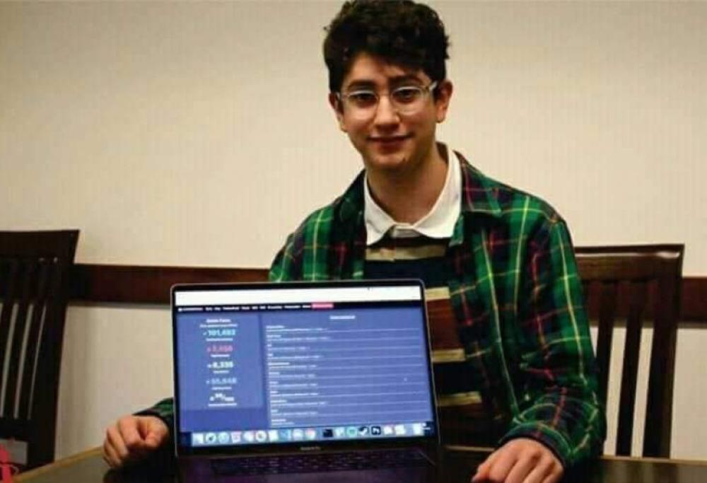 17enne rifiuta 8 milioni di dollari per il suo sito di tracciamento del Covid-19: “Non voglio diventare uno speculatore”