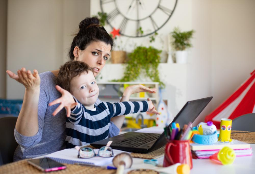 Mamme tedesche emettono fattura allo Stato per il lavoro extra svolto durante il lockdown